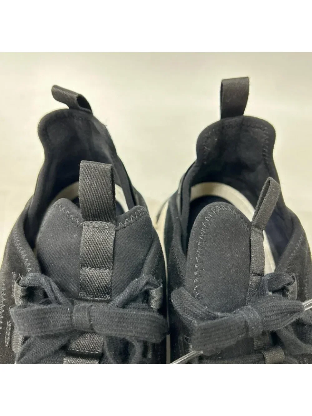 Chanel CC Logo Mixed Fiber Low Cut Sneakers